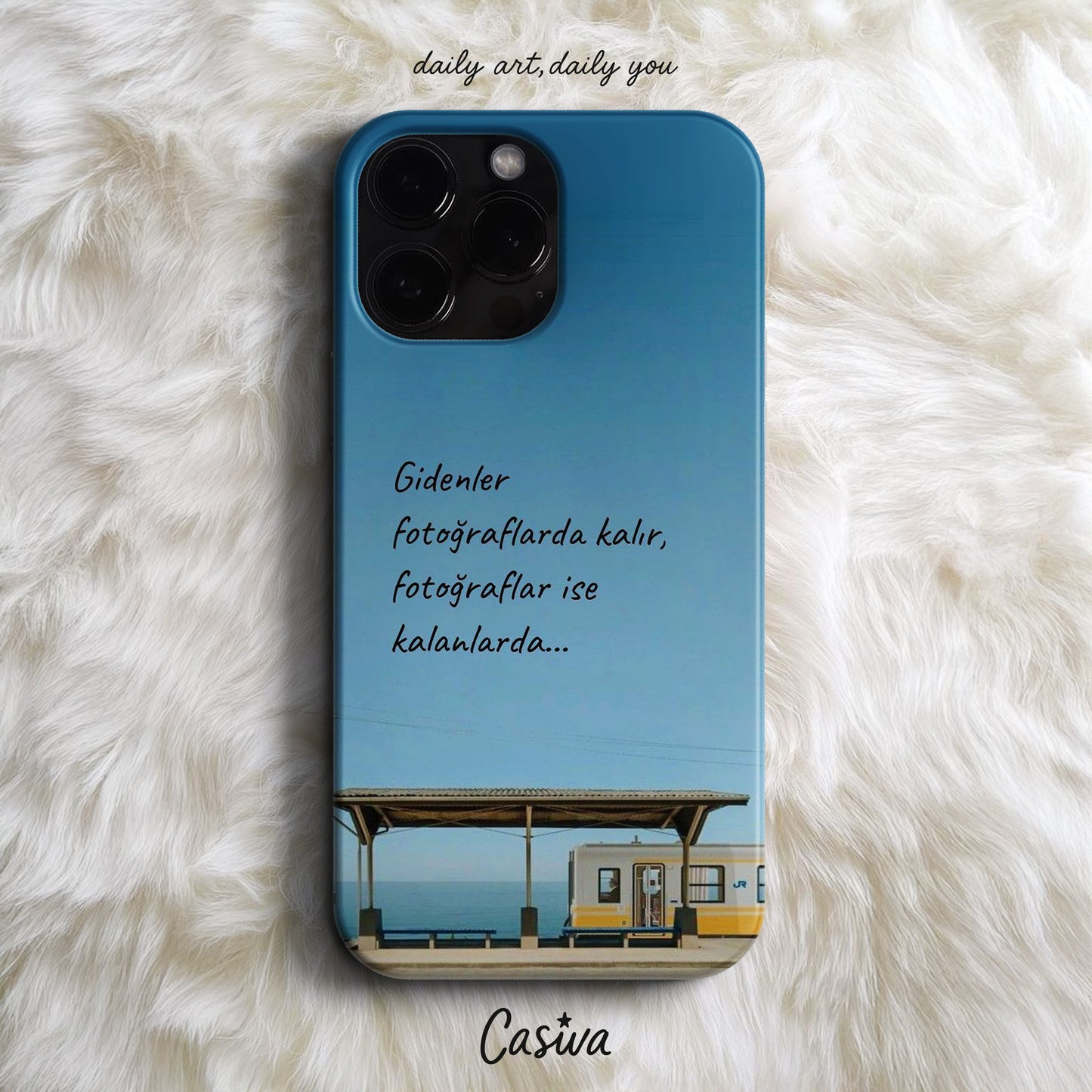 'Blue Nostalgia' Tasarım Telefon Kılıfı