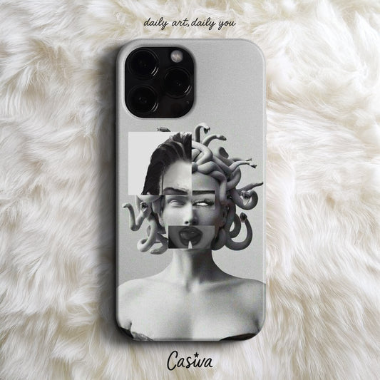 'Chaotic Medusa' Tasarım Telefon Kılıfı
